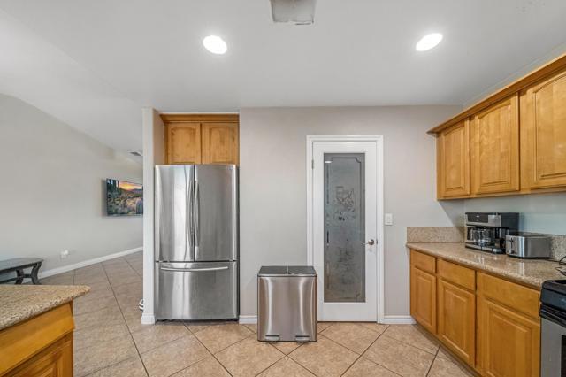 1492 N Marina Drive, Thermal CA: https://media.crmls.org/mediaz/ecac3551-496b-42c3-b422-086291d943fd.jpg