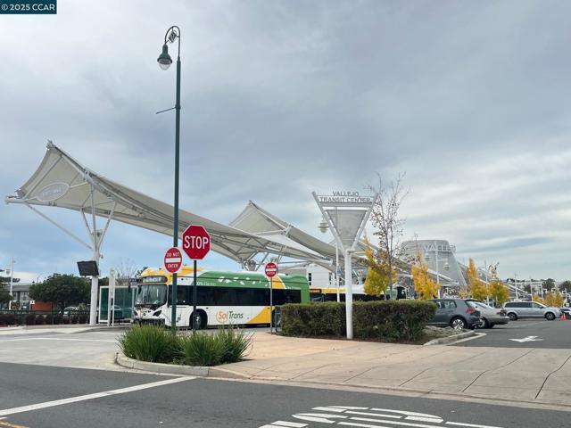 620 Kentucky St, Vallejo CA: https://media.crmls.org/mediaz/ecad054c-1637-4356-8025-e5cc1f3e6286.jpg