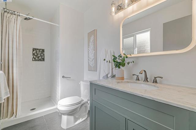 5324 Selma Ave, Fremont CA: https://media.crmls.org/mediaz/ecad42bb-e682-4400-b571-8bb2fb1a6c41.jpg