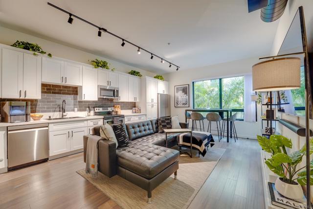 889 Date St, San Diego CA: https://media.crmls.org/mediaz/ecaf770b-0e3c-4d00-b77f-d9b1c5021566.jpg