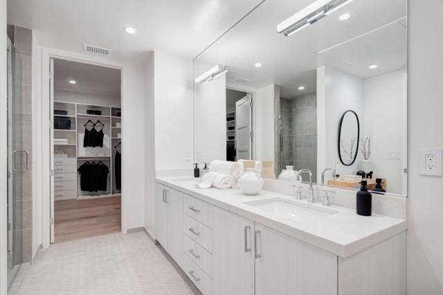 425 First Street, Los Altos CA: https://media.crmls.org/mediaz/ecb006fc-507a-4711-a909-568b8f93f8bb.jpg
