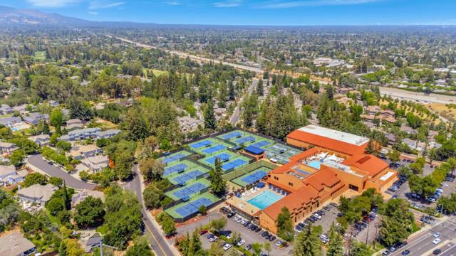 105 Strathmore Place, Los Gatos CA: https://media.crmls.org/mediaz/ecb05208-07ff-43ae-a232-08c68ac7ea02.jpg