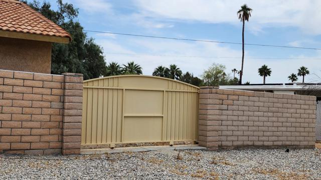 2600 N Farrell Drive, Palm Springs CA: https://media.crmls.org/mediaz/ecb1cee4-4414-41a8-87a8-20fd77b31c34.jpg