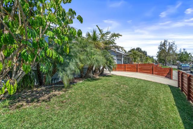 5523 Graywood Avenue, Lakewood CA: https://media.crmls.org/mediaz/ecb1e230-5031-48e1-b4cd-b8c847b7d1fd.jpg