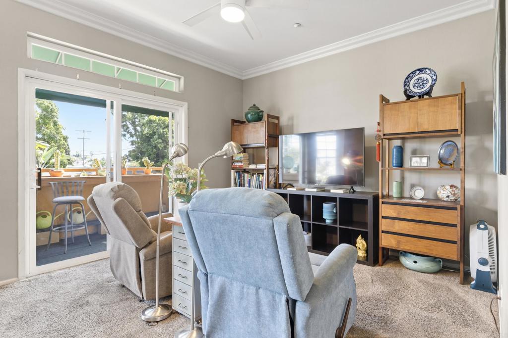 1869 Robsinson Ave - photo 8