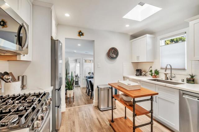 131 Carmel Avenue, Pacifica CA: https://media.crmls.org/mediaz/ecb2b524-acb0-40f3-a7b1-4332614b7d3f.jpg