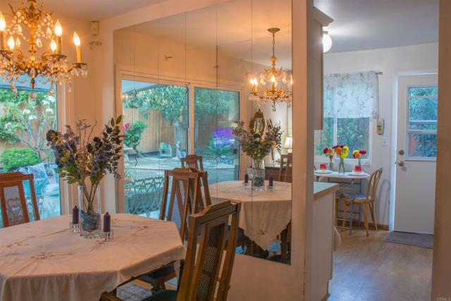 1682 Saddlehorn Drive, San Marcos CA: https://media.crmls.org/mediaz/ecb2cea1-95d9-4c63-bf25-3bd1e505452e.jpg