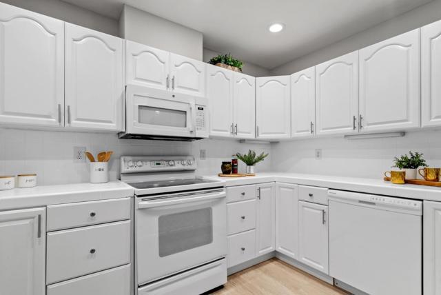 297 Watson Drive, Campbell CA: https://media.crmls.org/mediaz/ecb301f8-66c4-4da2-ba6e-4d276417ef89.jpg
