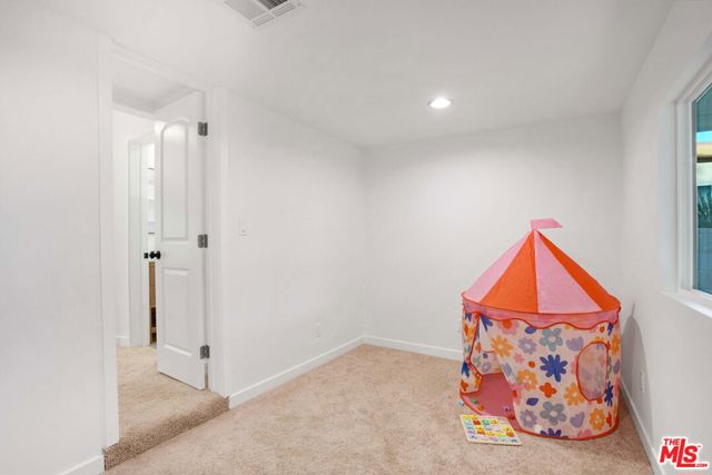 14384 Astoria Street photo 19