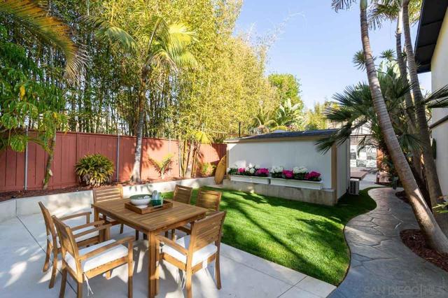 460 Chinquapin Ave., Carlsbad CA: https://media.crmls.org/mediaz/ecb48587-7d84-48d8-954c-47a33b787d11.jpg