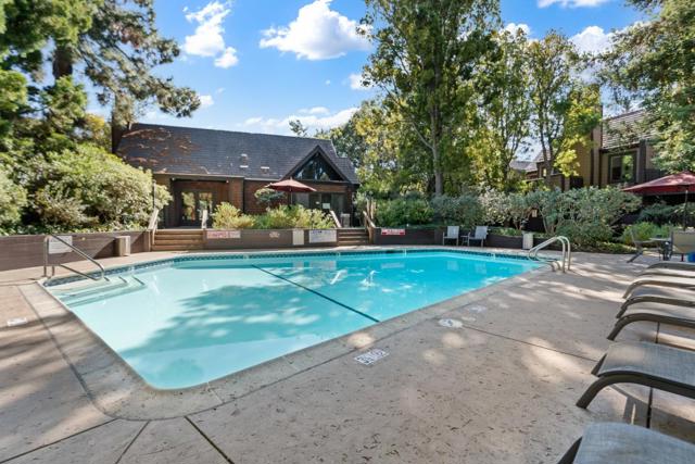522 Thain Way, Palo Alto CA: https://media.crmls.org/mediaz/ecb540c0-17f1-4f07-9ba1-ba5338160d32.jpg