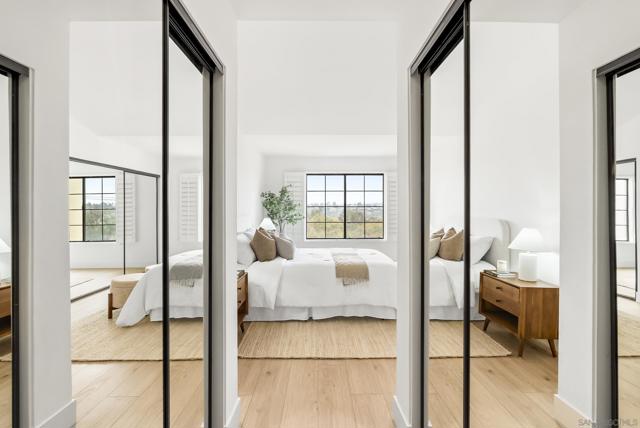 3133 Vista Rica, Carlsbad CA: https://media.crmls.org/mediaz/ecb599d1-e1a9-4b3f-93e7-47fd012f7055.jpg