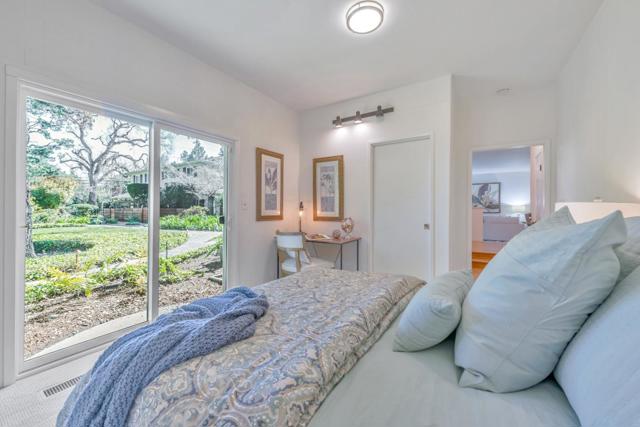 208 Ravenswood Avenue, Menlo Park CA: https://media.crmls.org/mediaz/ecb76e2a-d38e-4a6f-9d1a-864532819d8d.jpg