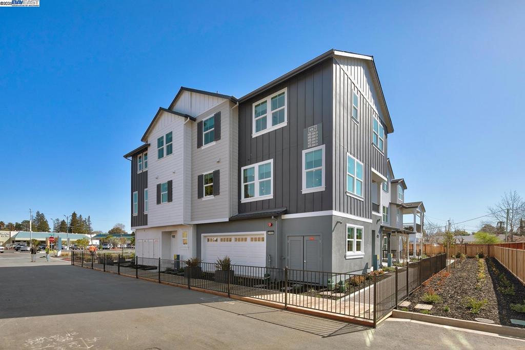 1480 Julia Lane