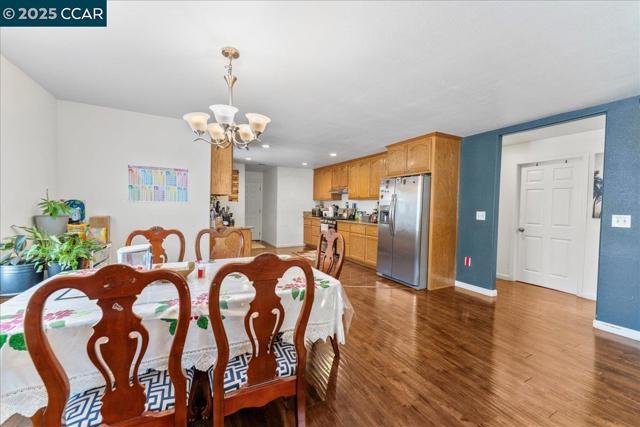 4825 San Pablo Dam Rd, El Sobrante CA: https://media.crmls.org/mediaz/ecb8a035-8434-4dc1-859a-50da1c4ae957.jpg