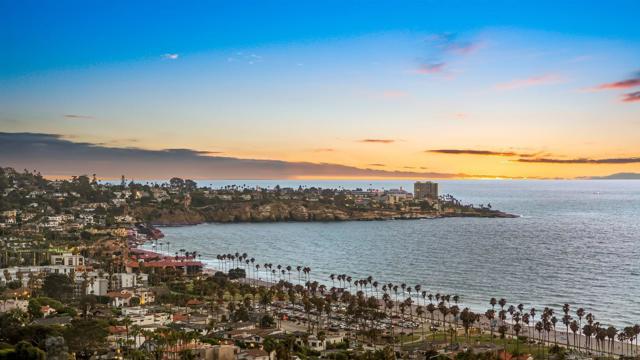 2506 Ruette Nicole, La Jolla CA: https://media.crmls.org/mediaz/ecb8ad43-11c2-498b-89b3-f8bddf590fee.jpg