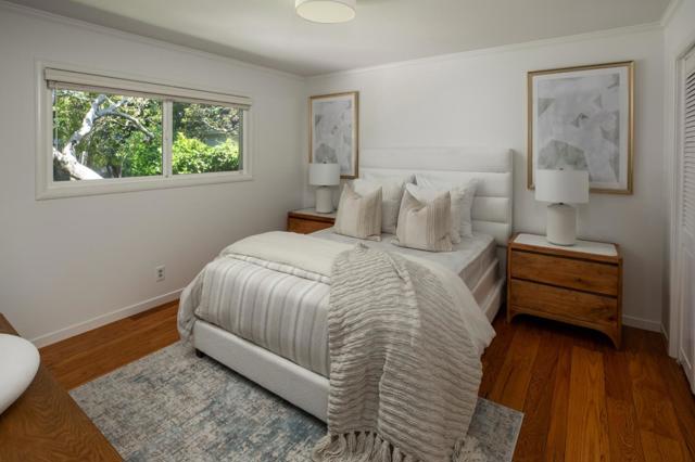 819 Laurel Avenue, Menlo Park CA: https://media.crmls.org/mediaz/ecb8c0c7-4b65-45b4-bc09-634bd6625b66.jpg