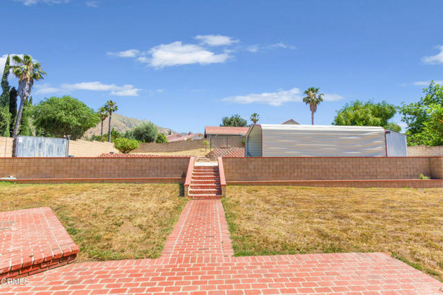 13716 Herrick Avenue, Sylmar CA: https://media.crmls.org/mediaz/ecb8ddd0-862a-4c84-8911-9cc26b649656.jpg