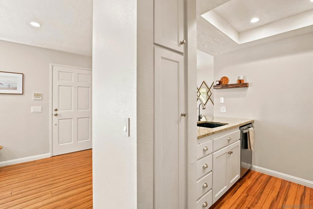 2608 Broadway - photo 15