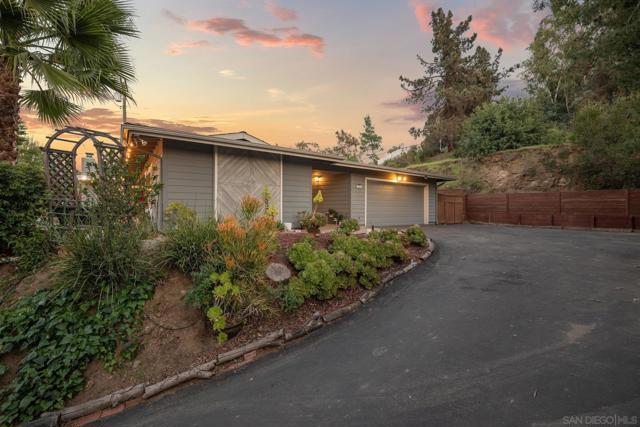 11461 Fuerte Farms Rd, El Cajon CA: https://media.crmls.org/mediaz/ecbbfb76-d8ec-4a71-95fb-4586784bd02e.jpg