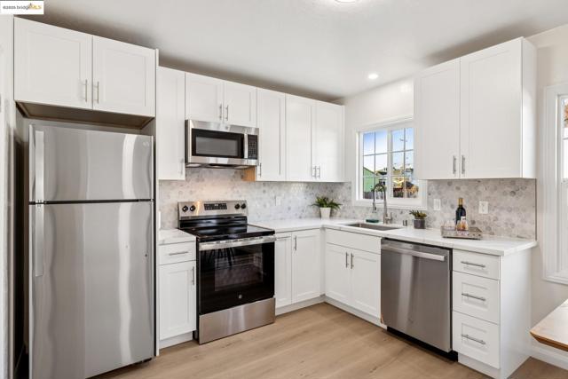 1921 Coalinga Ave, Richmond CA: https://media.crmls.org/mediaz/ecbc3cdc-3fa4-4cc2-91fa-9809adaf4085.jpg