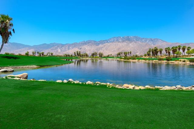 1275 Passage Street, Palm Springs CA: https://media.crmls.org/mediaz/ecbc878c-d953-450f-b5ac-1bc3196efa73.jpg