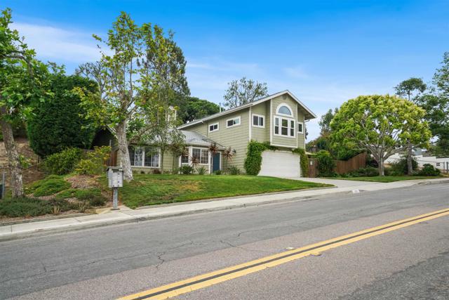 915 Lake Ridge Drive, San Marcos CA: https://media.crmls.org/mediaz/ecbd92d3-d068-49c0-9ea2-22b46e6ed0fb.jpg