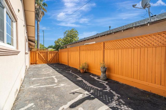 1389 Boysea Drive, San Jose CA: https://media.crmls.org/mediaz/ecbfb154-b3f7-49db-85b7-d2146cb726db.jpg