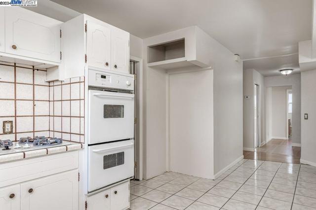 Image 12 of 45 For 15094 Alexandria St