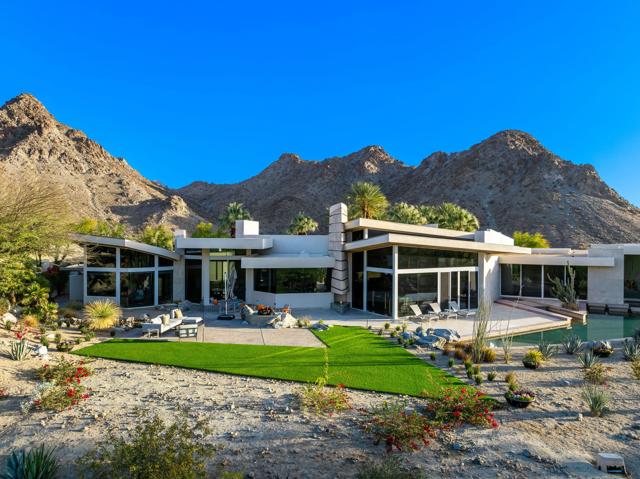 79095 Tom Fazio N Lane, La Quinta CA: https://media.crmls.org/mediaz/ecc0eb52-6ef2-48e3-b89e-ac7e1961a3c5.jpg