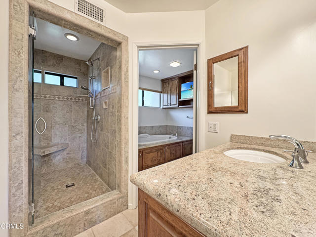 2307 Dorothy Street, La Crescenta CA: https://media.crmls.org/mediaz/ecc4dbc0-04e3-4a12-a36a-2b9cb08211a6.jpg