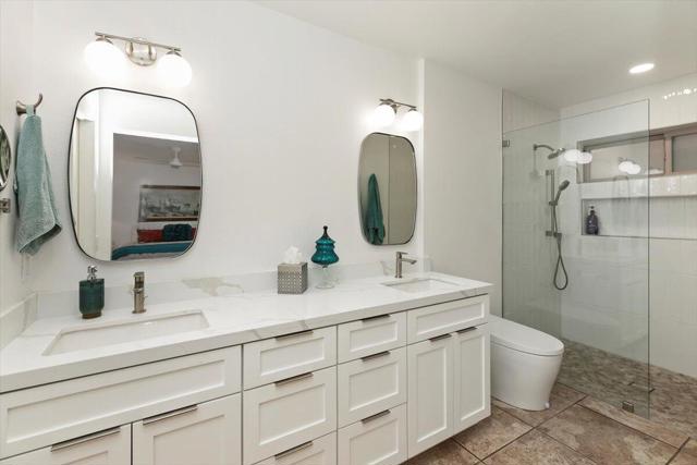 44509 Sorrento Court, Palm Desert CA: https://media.crmls.org/mediaz/ecc524cf-23f6-4856-8943-2c2356b05b44.jpg