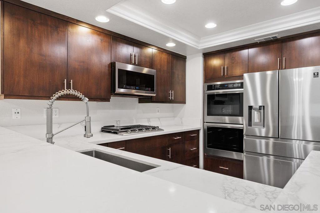 1878 Matin Cir - photo 18