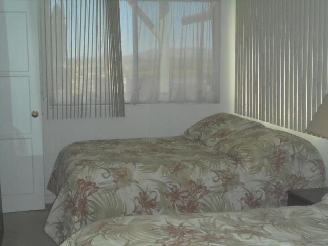 5682 Colorado River Road, Blythe CA: https://media.crmls.org/mediaz/ecc7e686-c549-453e-b354-d824586d2aaf.jpg