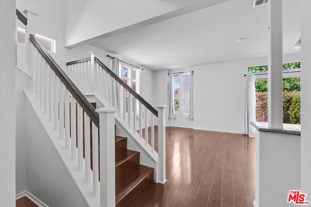 2279 Santa Ana Boulevard, Los Angeles CA: https://media.crmls.org/mediaz/ecc84a67-4361-48b1-a16c-a21f6a4c53e6.jpg