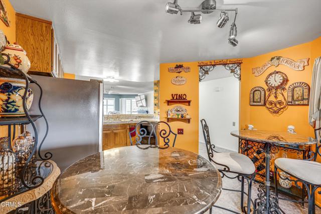 728 Island View Circle, Port Hueneme CA: https://media.crmls.org/mediaz/ecc8b47c-e198-4e17-a4b9-da85943870d8.jpg