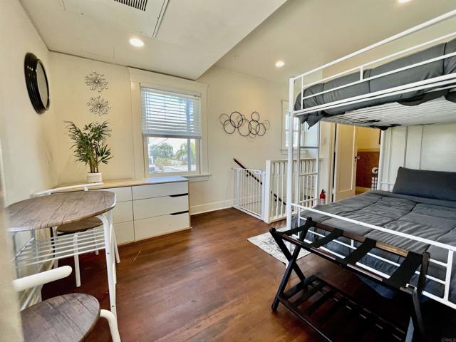 Detail Gallery Image 44 of 48 For 3217 Goldsmith St, San Diego,  CA 92106 - 5 Beds | 4 Baths