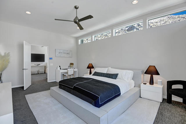 Image 19 of 31 For 329 Goleta Way