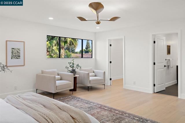 101 Lena Ct, Pleasant Hill CA: https://media.crmls.org/mediaz/ecca697d-1519-4231-bba3-dcc42a329c42.jpg
