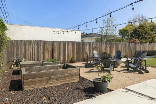 295 297 Estrella Street, Ventura CA: https://media.crmls.org/mediaz/eccb3362-c48c-4626-9931-c10a68dda874.jpg