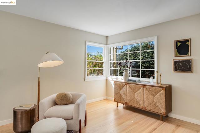 7249 Blake St., El Cerrito CA: https://media.crmls.org/mediaz/eccb4635-ee5a-405c-926c-bbe080ba06f7.jpg