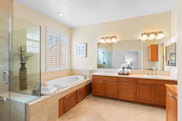 Image 11 of 23 For 2744 Carlsbad Boulevard 205