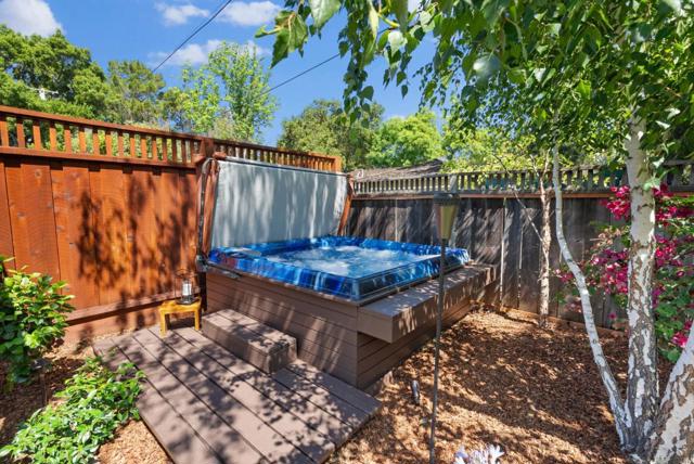 1271 Petersen Court, Los Altos CA: https://media.crmls.org/mediaz/eccbb3df-3082-4395-a779-061d5c661201.jpg