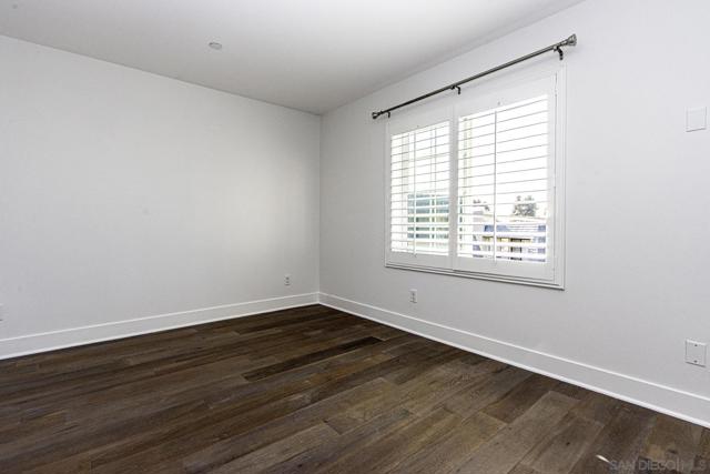 2400 Torrey Pines Rd, La Jolla CA: https://media.crmls.org/mediaz/eccc2bf5-cc0c-49de-a7e1-3aa7064c0ac8.jpg