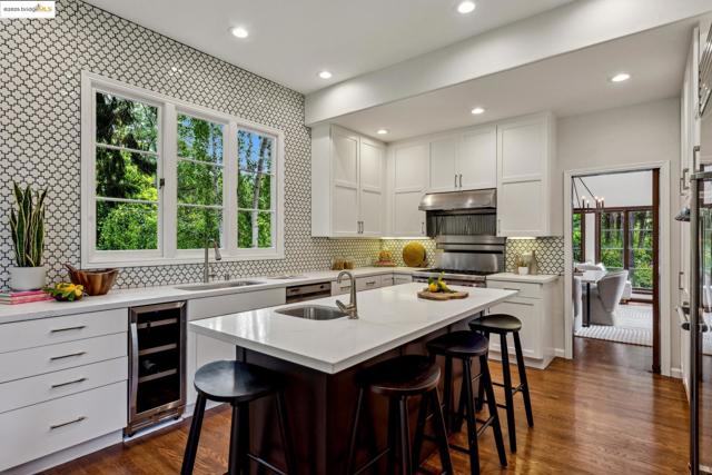 356 Mountain Avenue, Piedmont CA: https://media.crmls.org/mediaz/ecce0c4f-bb8a-45b1-a729-0c821206bcb6.jpg