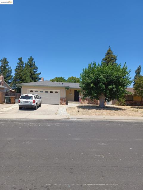 3163 S Francisco Way, Antioch CA: https://media.crmls.org/mediaz/eccf19d7-37e9-4963-89bd-7d441eb1abdb.jpg