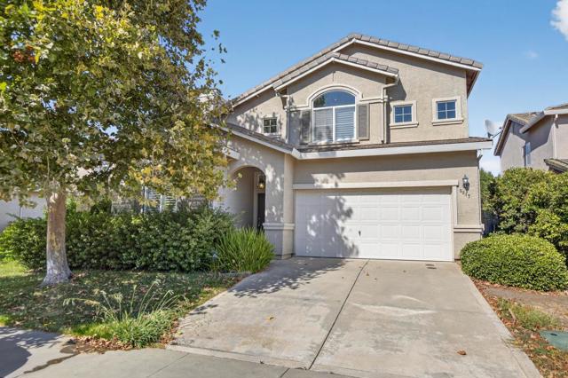 5817 Spring Flower Drive, Elk Grove CA: https://media.crmls.org/mediaz/eccfeb1a-17bf-4fec-bf78-dbedb8c20710.jpg