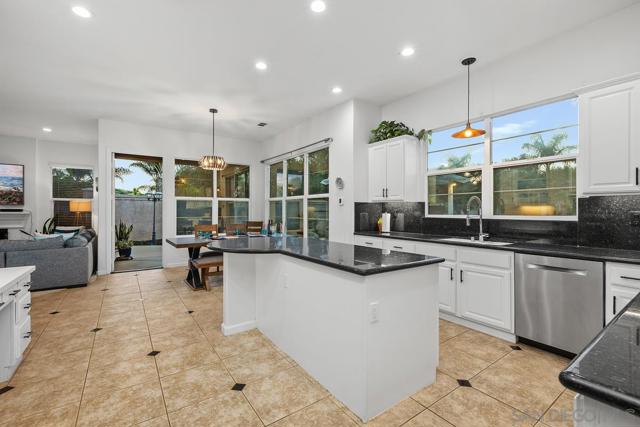 Image 19 of 37 For 1751 Victoria Way