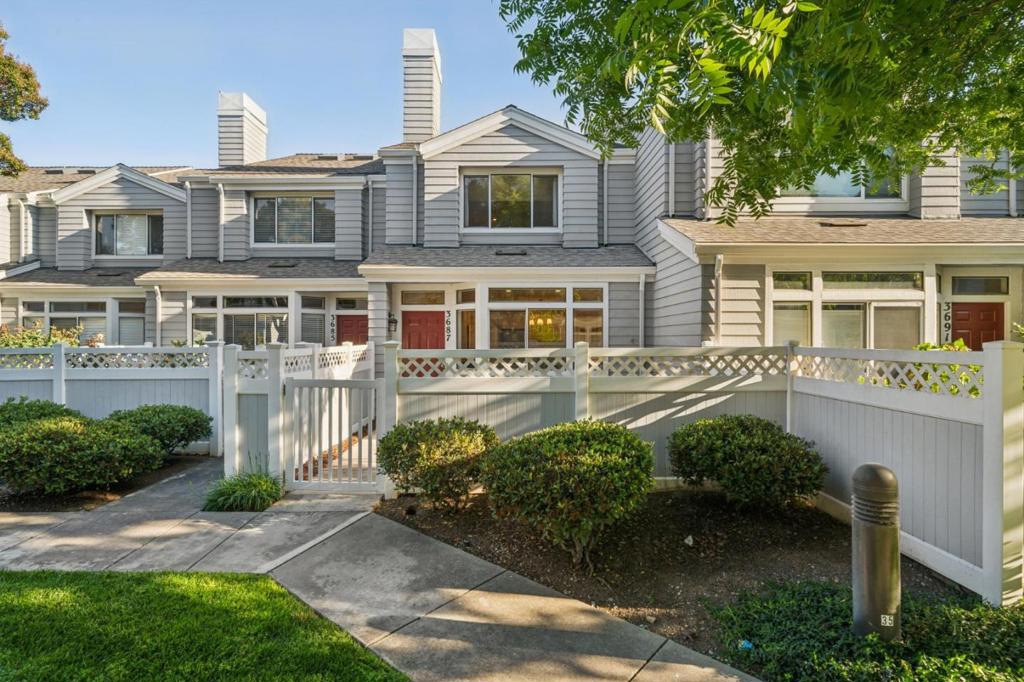 3687 Cabernet Vineyards Circle