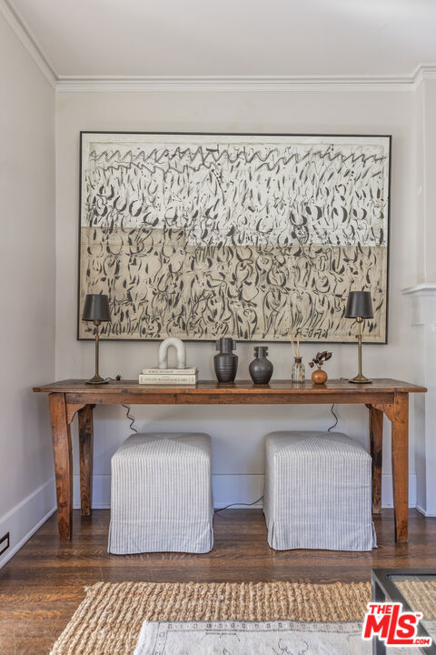 601 S Hudson Avenue, Pasadena CA: https://media.crmls.org/mediaz/ecd3f2a9-cec3-4999-af12-edacdd402288.jpg